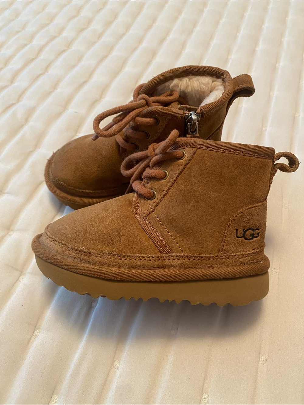 lace up small kids Uggs size 7